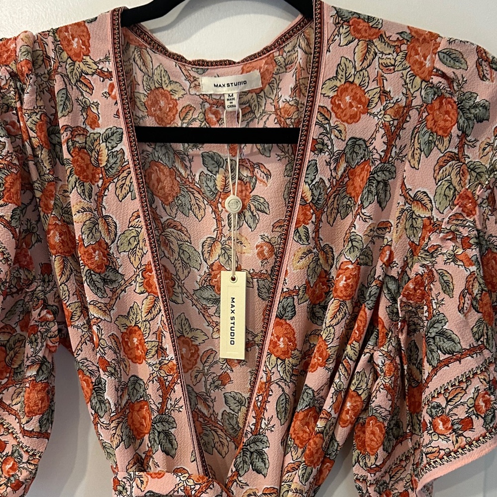 Max Studio Wrap Dress Boho Floral Wrap Dress - Pink & Orange medium NWT